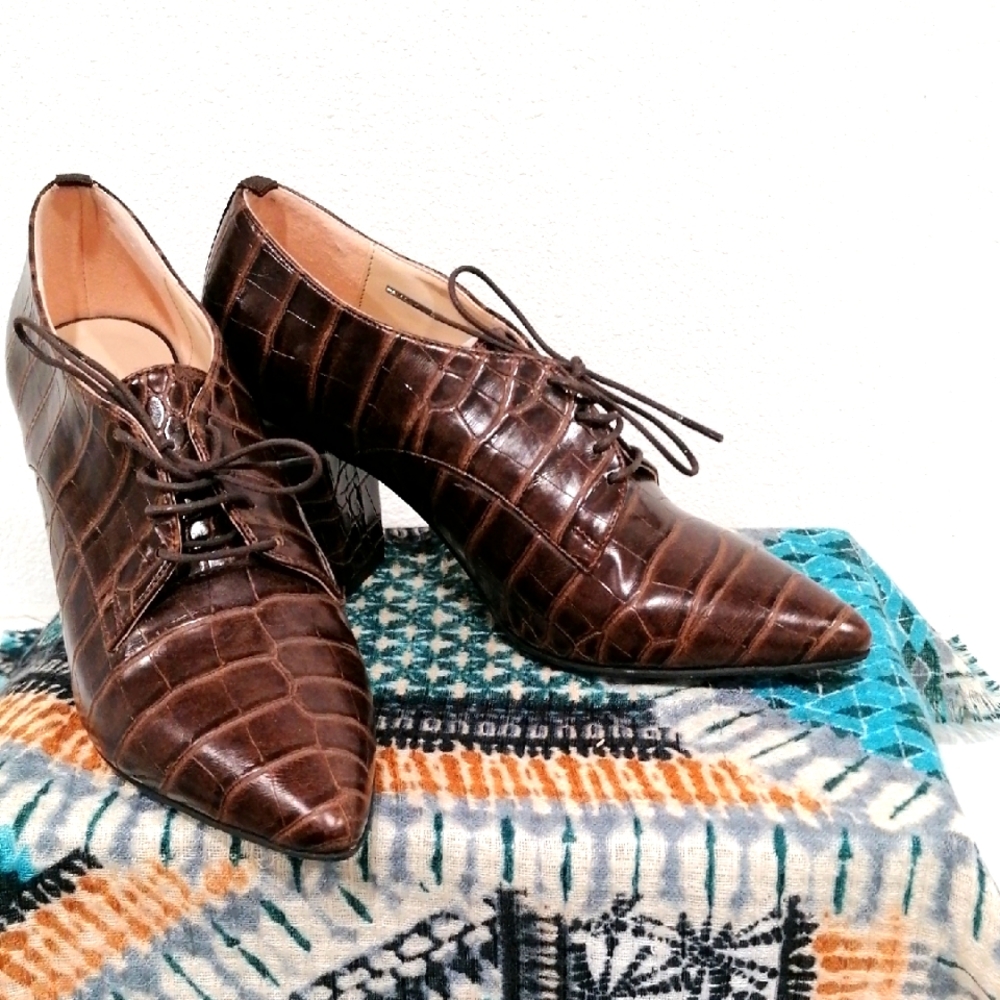 Women's Brown Crocodile Pattern Pump Dress Shoes